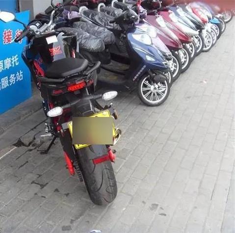 上海摩托车限行区域，上海摩托车限行区域行驶证